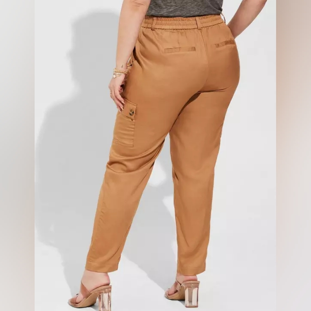 NWT TORRID | Tapered Leg Relaxed Cargo Pant 12T - Picture 3 of 9